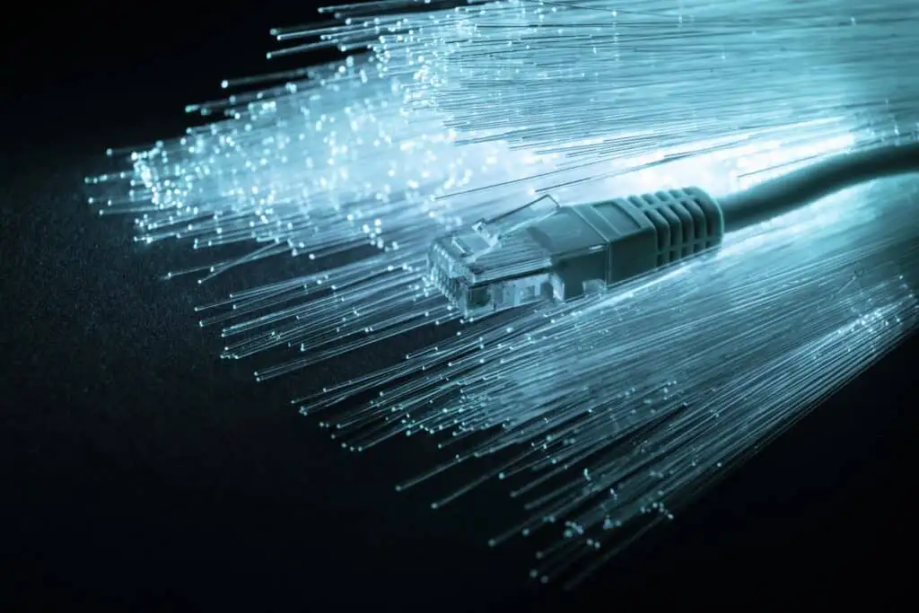 fibra óptica 1 Gbps simétrico